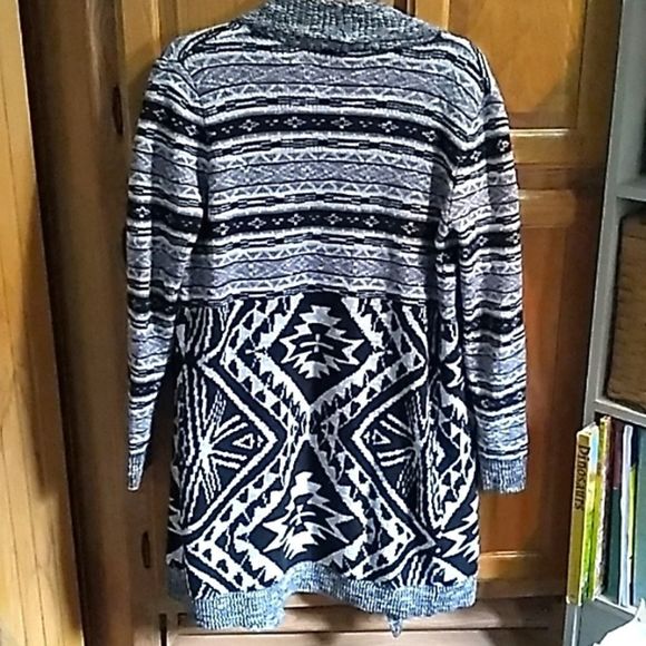 Forever21 Sz S Aztec Print Cardigan - Picture 3 of 3